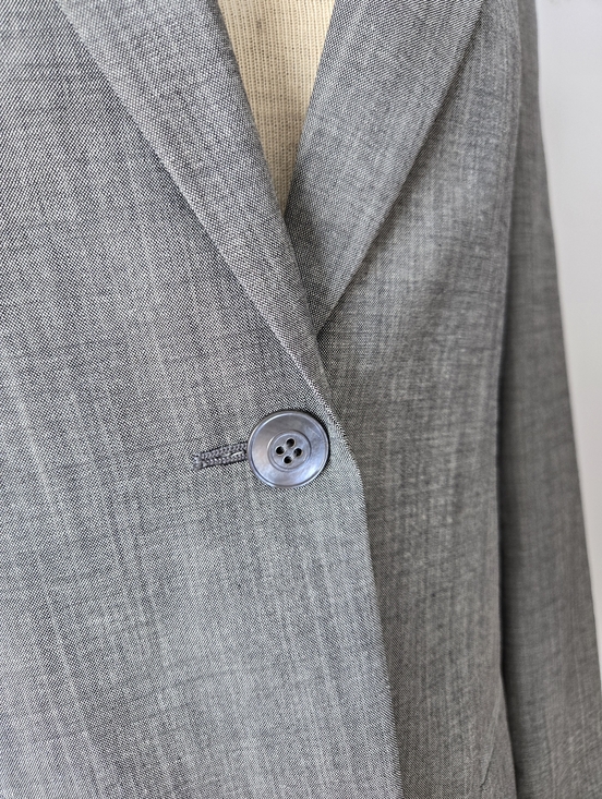 MAX MARA Virgin Wool And Mohair Lightweight Gray Single-Button Blazer. Size 8 - Picture 4 of 14